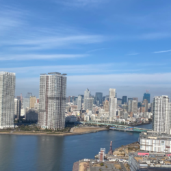 都心方面を望むバルコニーからの眺望