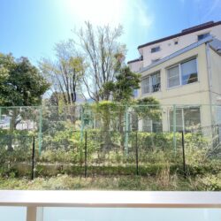 南西向き眺望　御所山第二公園ビューで前面は抜け感があります　