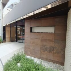 マンション銘板外観