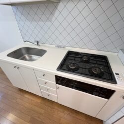 システムキッチン、３口コンロキッチン
