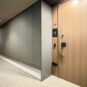 玄関前　内廊下