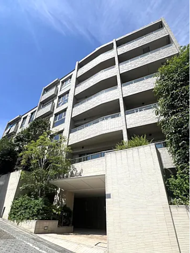 【仲介手数料３０％オフ】 ブランズ新宿富久町2階
