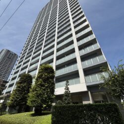 32階建、月島駅まで徒歩３分のタワーマンション外観