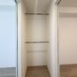 洋室 1.5帖のウォークスルークローゼット