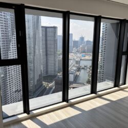 リビングから築地再開発を望めます居間
